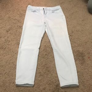 Light blue ankle jeans